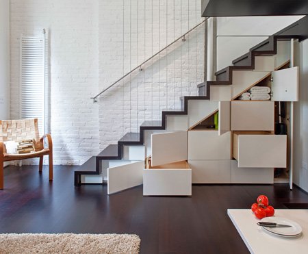 Built-in wine storage