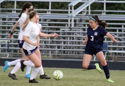 Injury-riddled Raiders back in win column