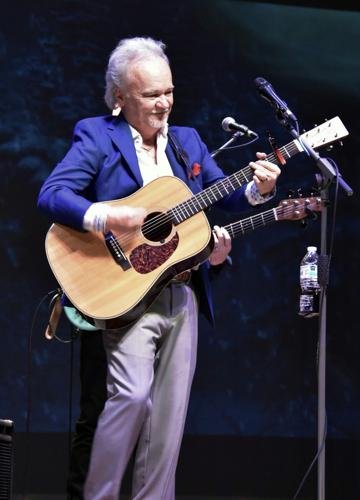 Former Statler Brother Jimmy Fortune entertains sold-out crowd at ACHS