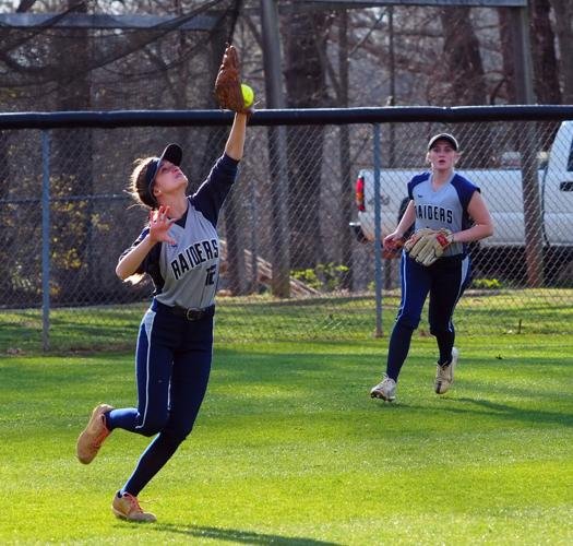 Raiders softball shuts down Altavista