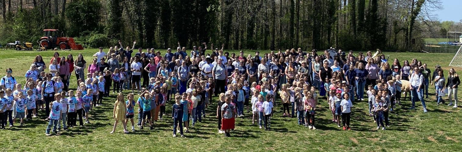 Kindergarten classes take tour of ACHS programs