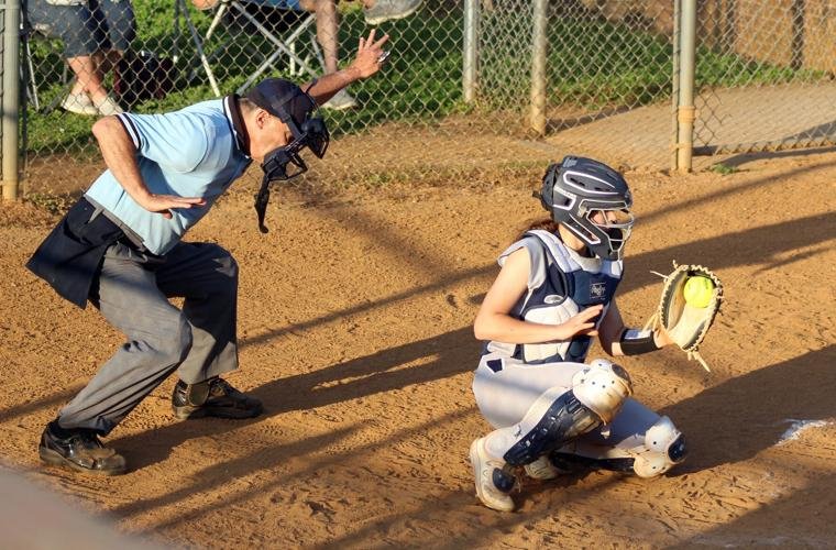 Raiders softball marches on toward Dogwood District title