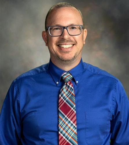 Jason L. Wells announces re-election candidacy to school board