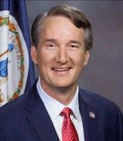 Gov. Youngkin visits LU