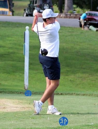 Raiders golf continues Dogwood District winning streak