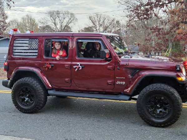 Appomattox holds 30th annual Christmas parade, lighting ceremony