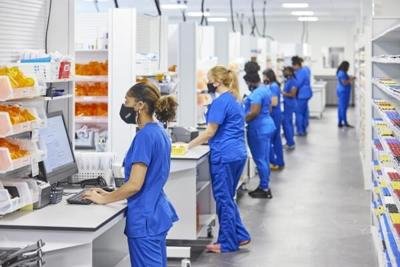 Cómo las farmacias de compuestos pueden ayudar a los pacientes a obtener la atención necesaria