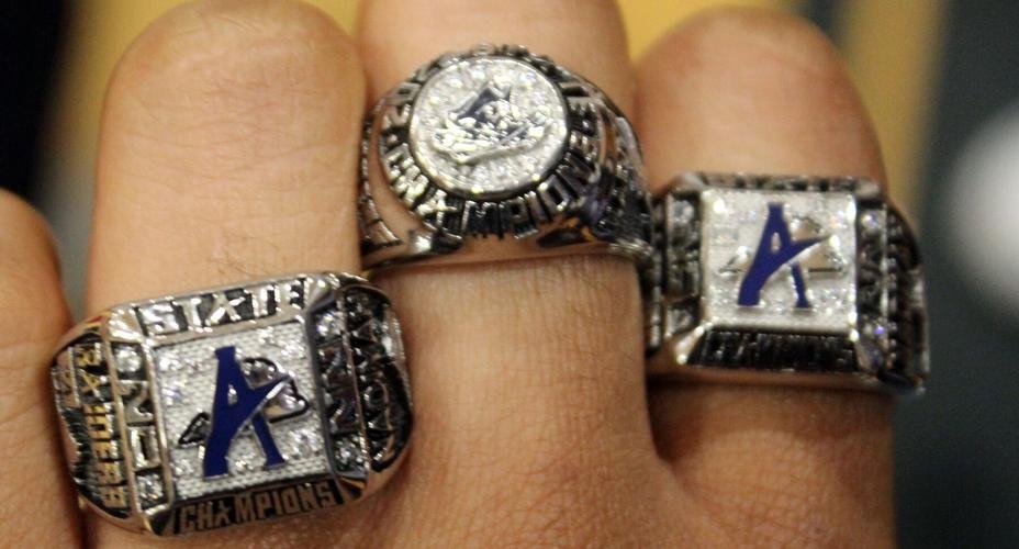 Raiders receive state championship rings