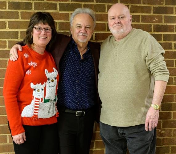 Former Statler Brother gives Christmas concert at ACHS